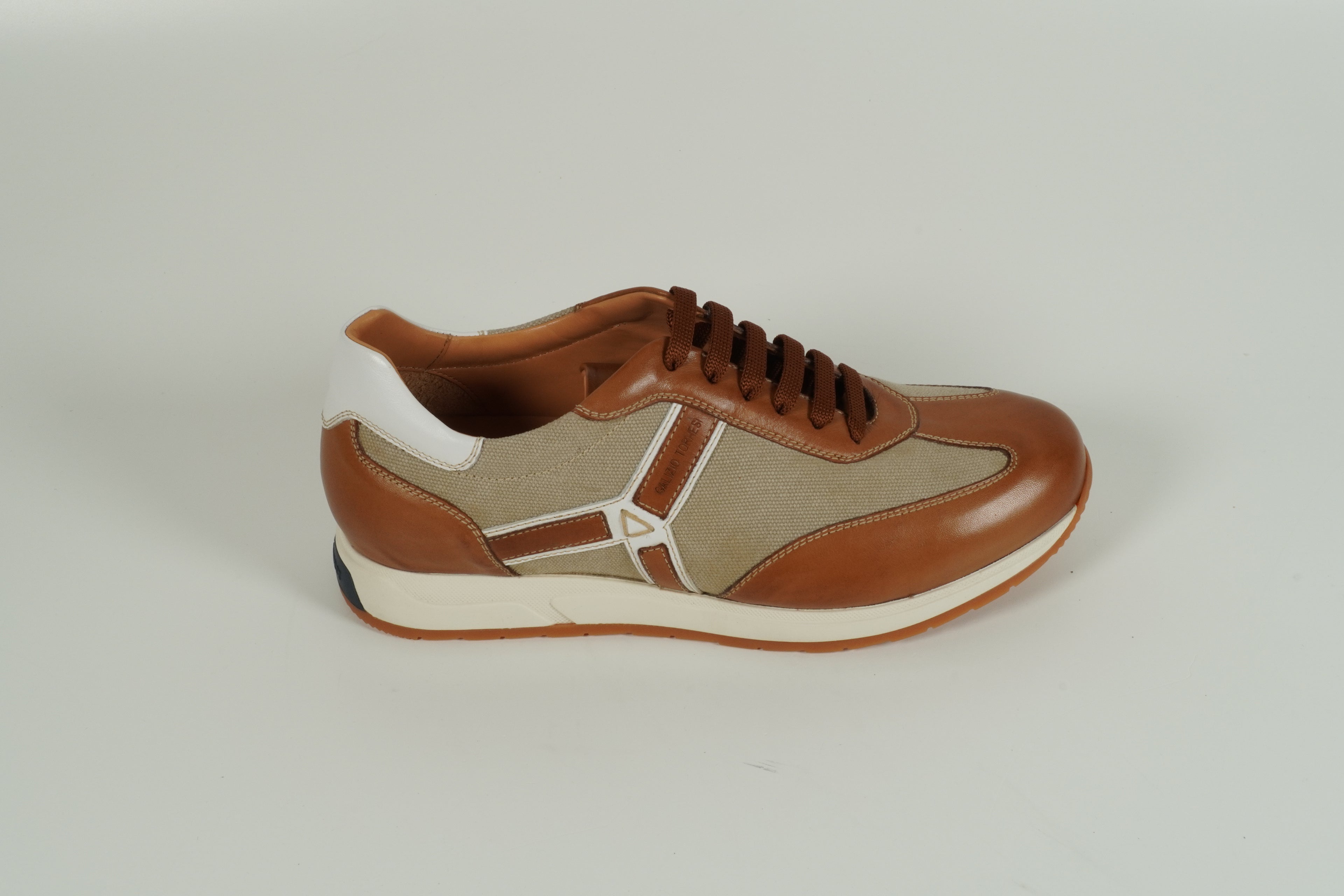 Baskets marron