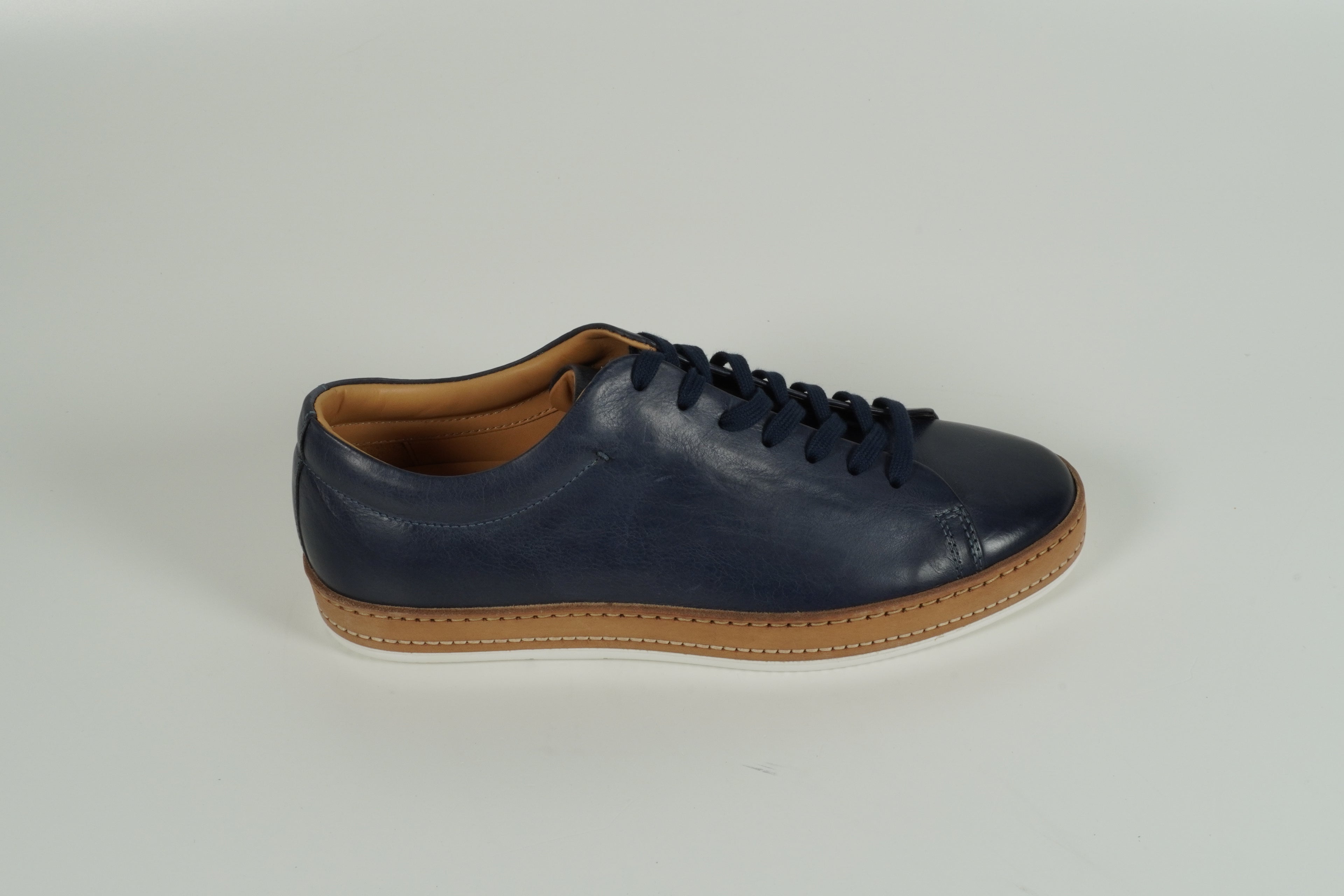 Sneaker Blau