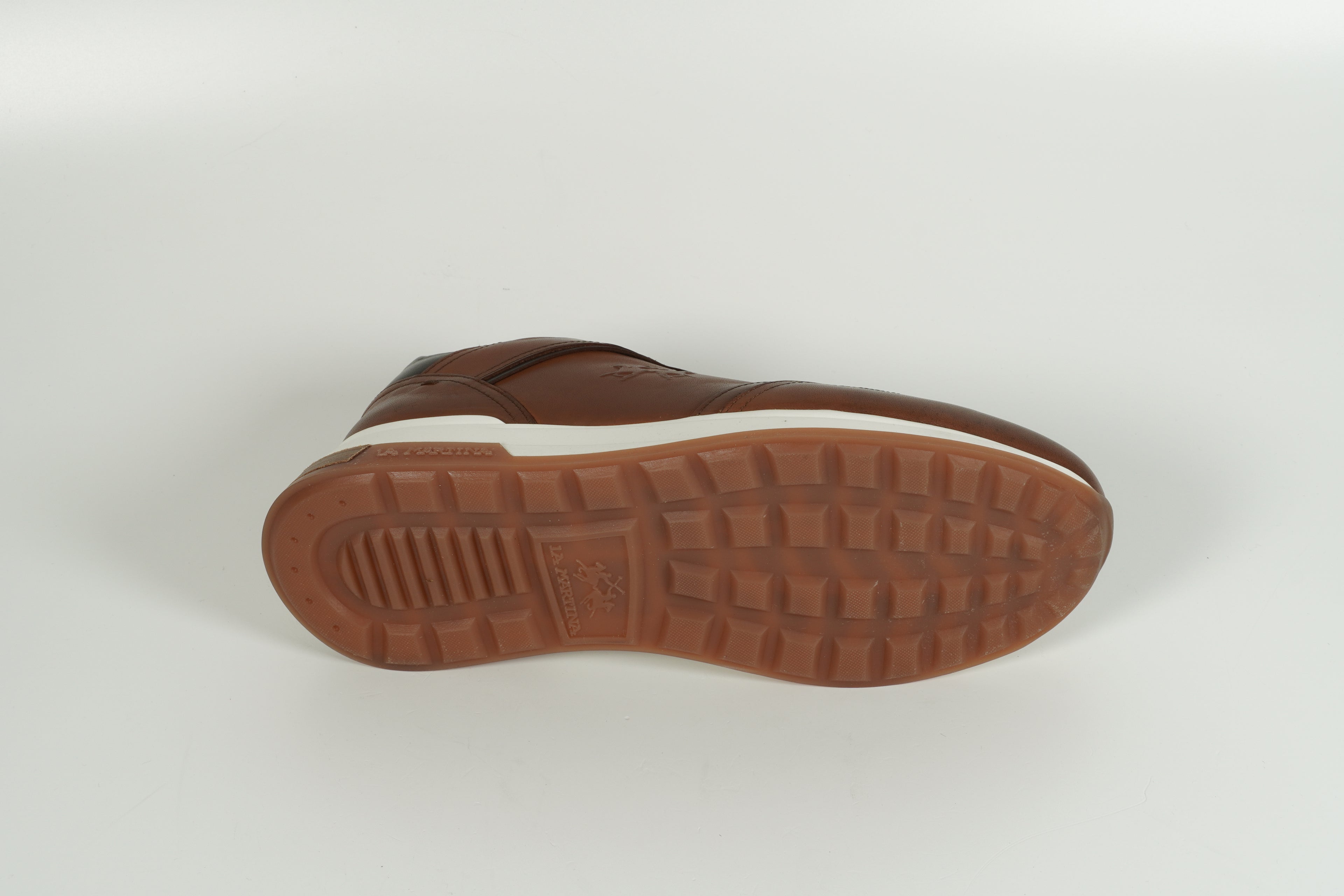 Baskets marron