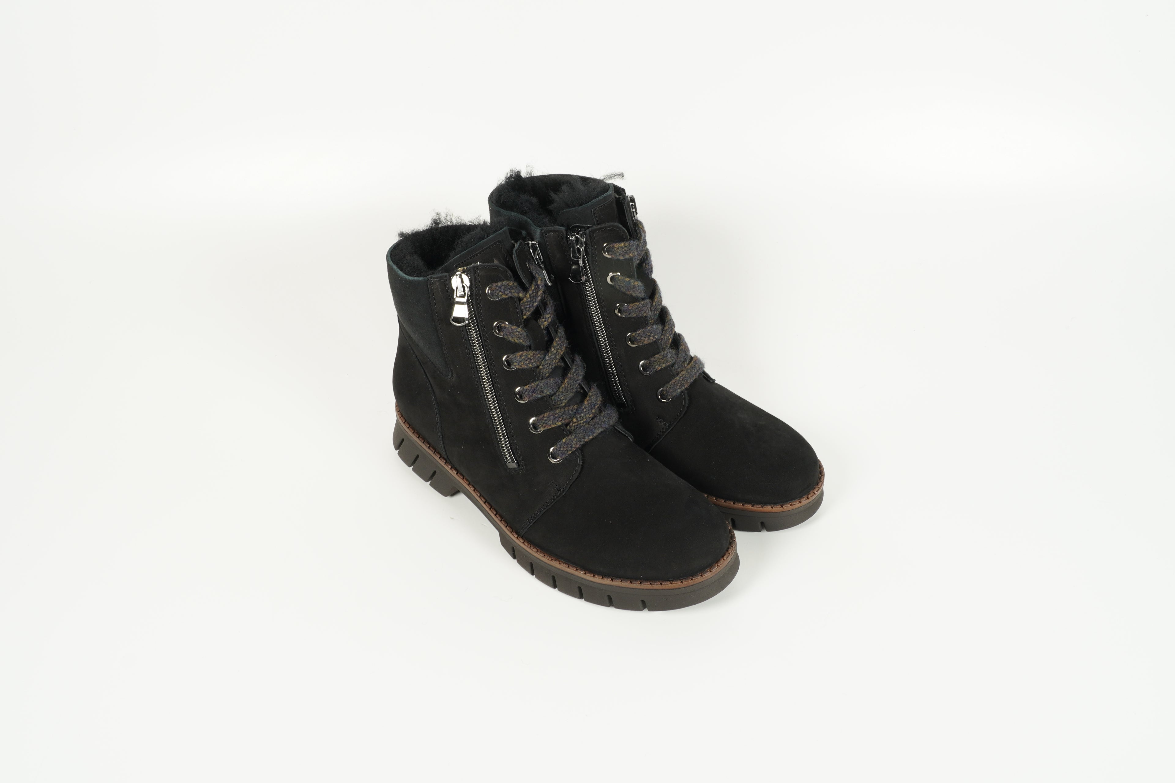 Schnürschuh Schwarz