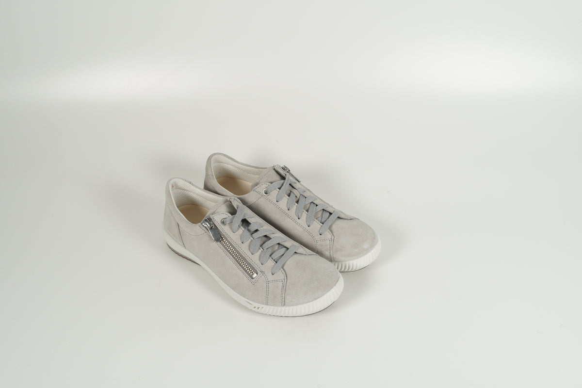Sneaker Grau