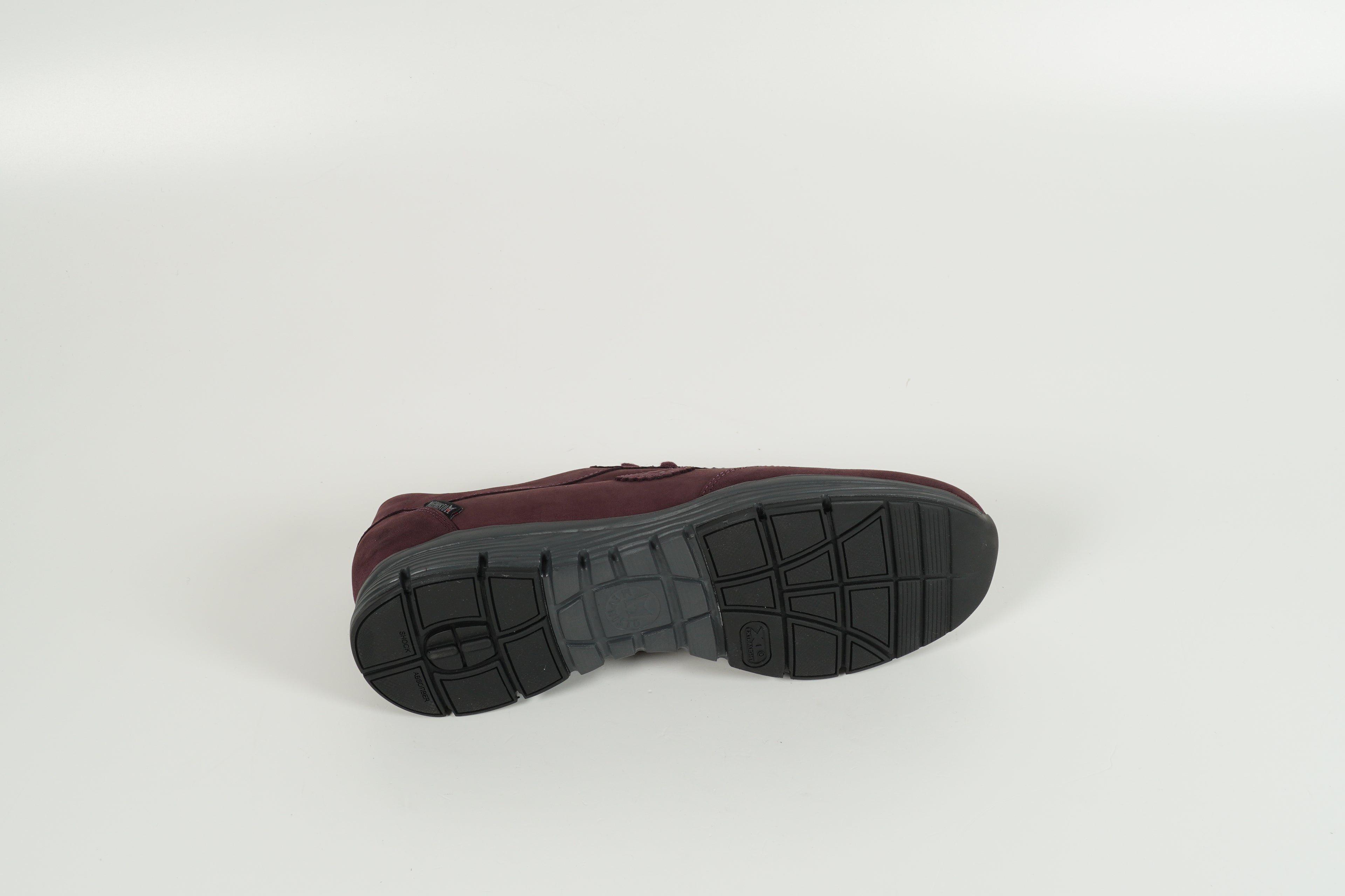 Baskets rouges
