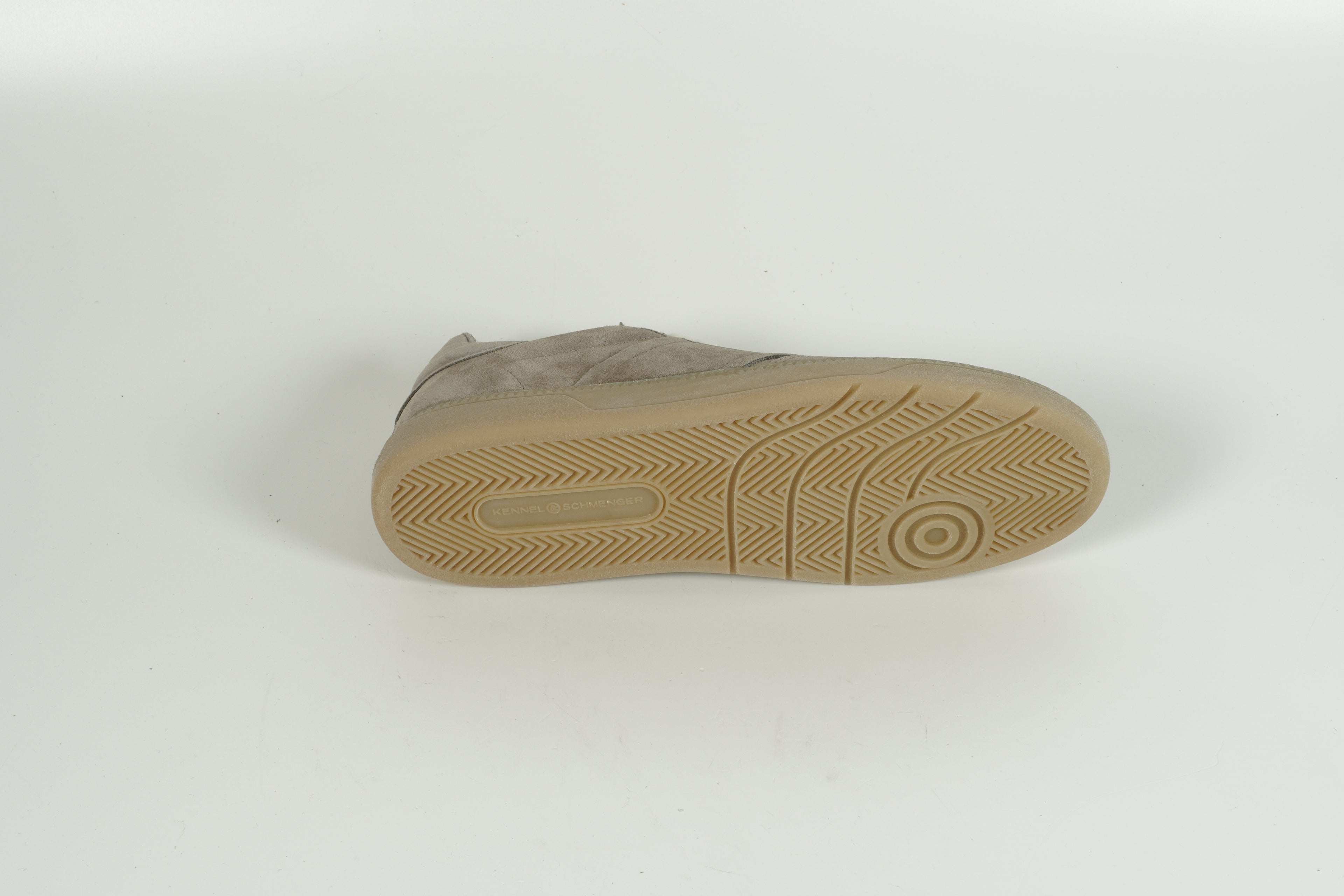 Baskets grises