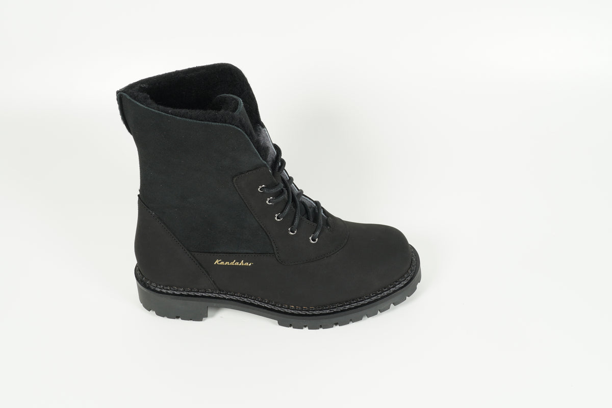 Boot Fiesch Schwarz