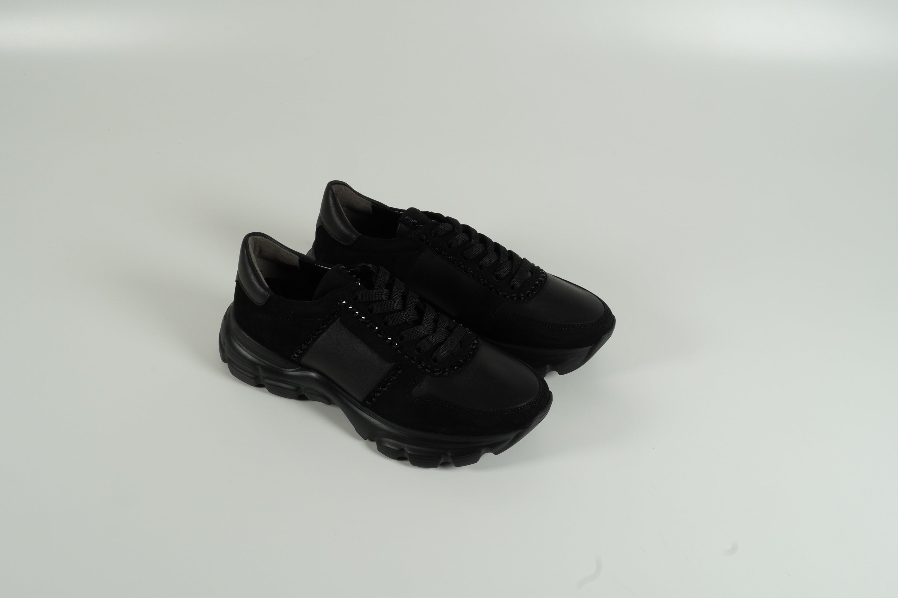 Baskets noires
