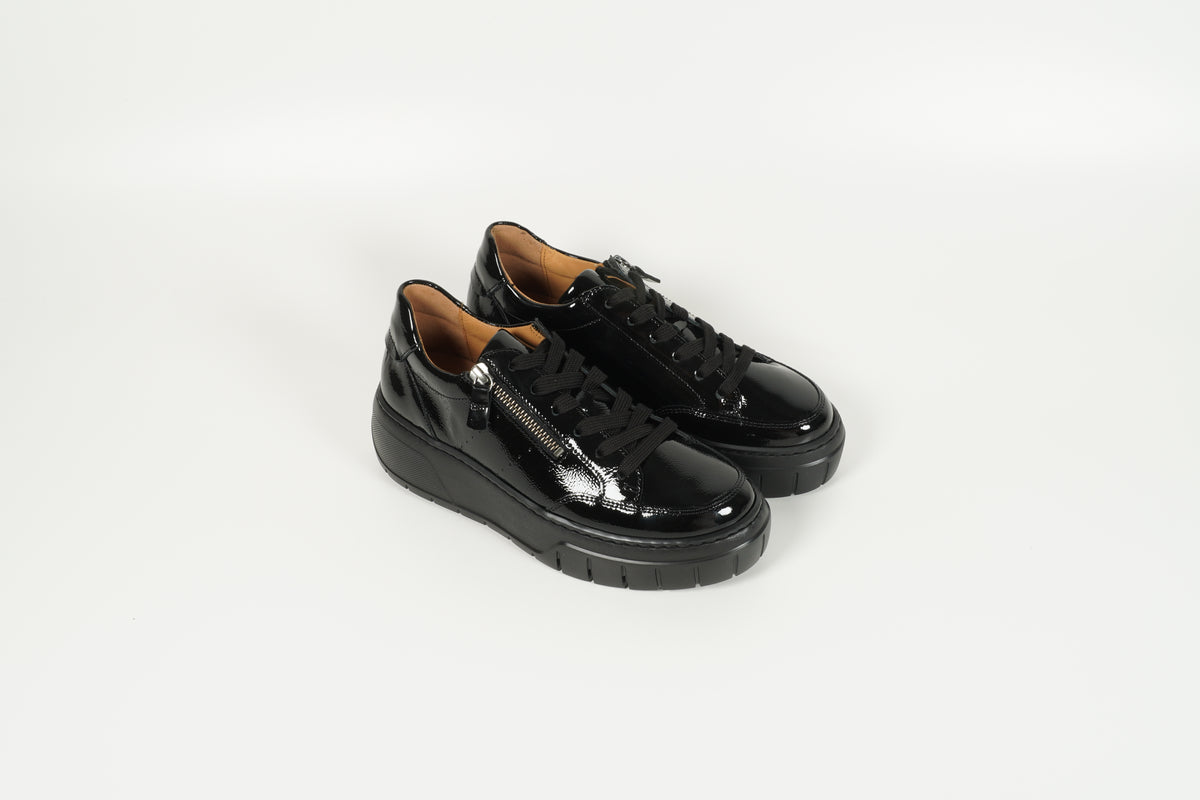 Sneaker Schwarz