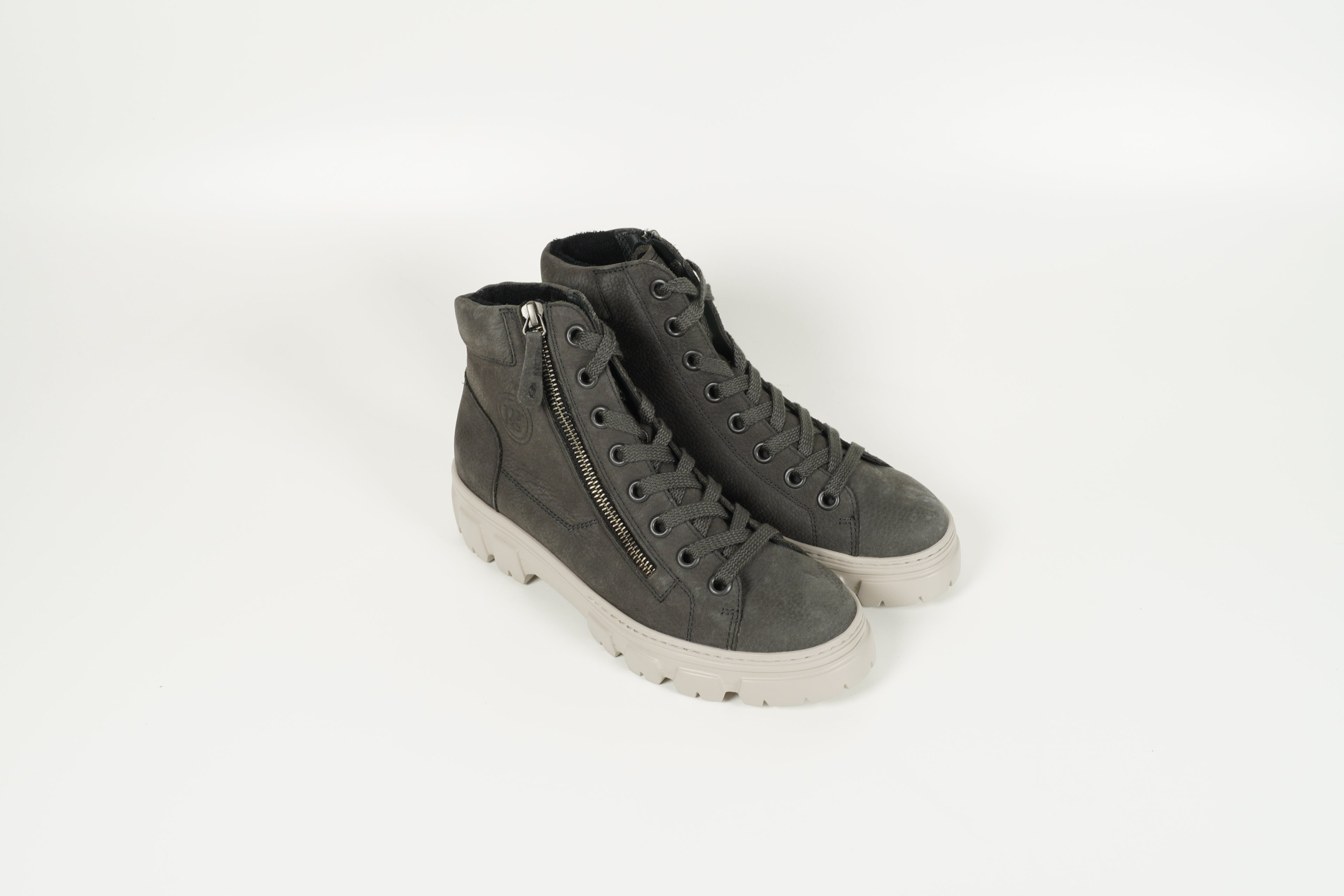 Boot Grau