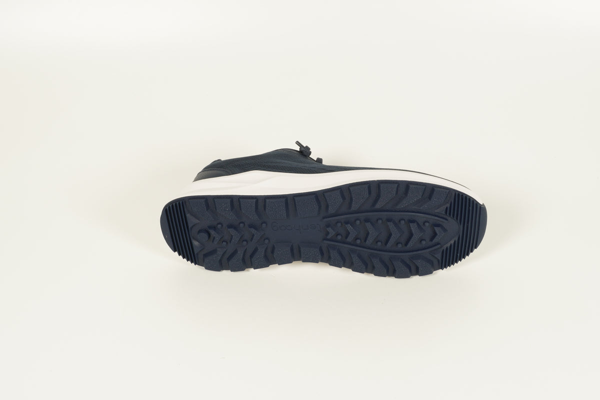 Baskets bleues