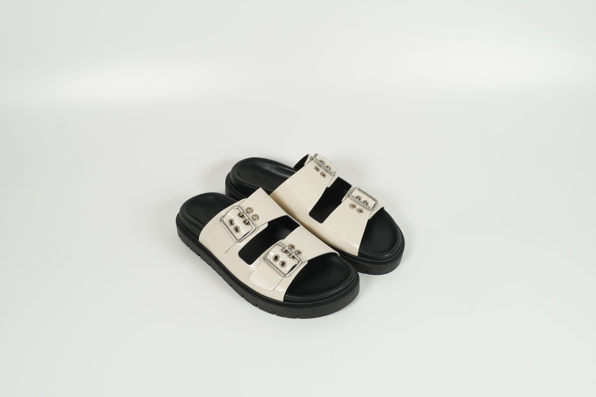 Sandal White