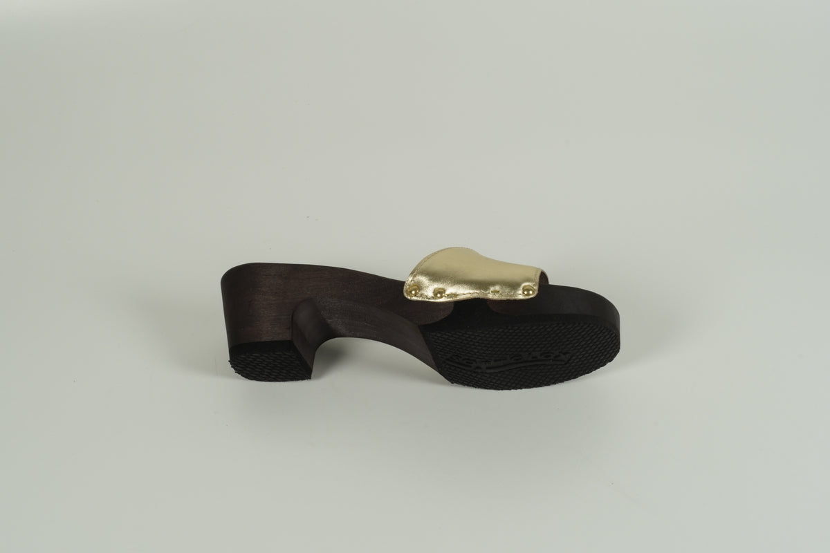 Mule dorée