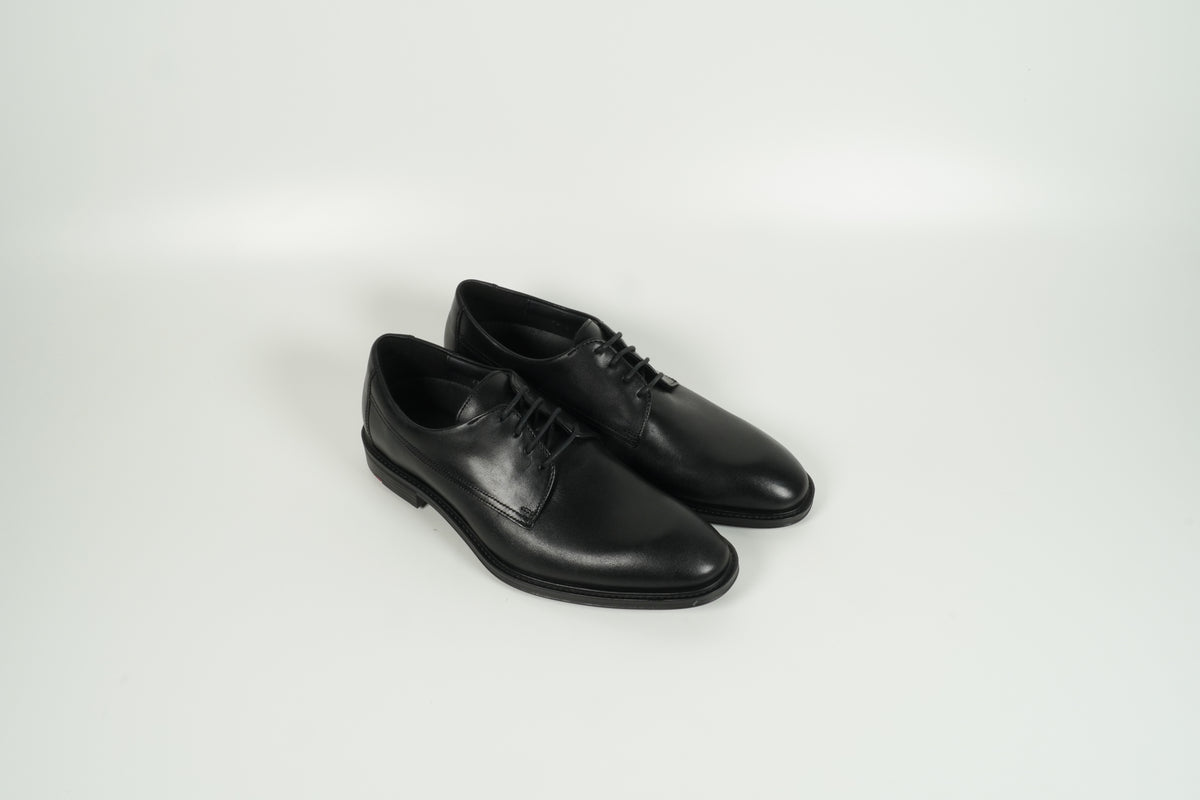 Schnürschuh Schwarz
