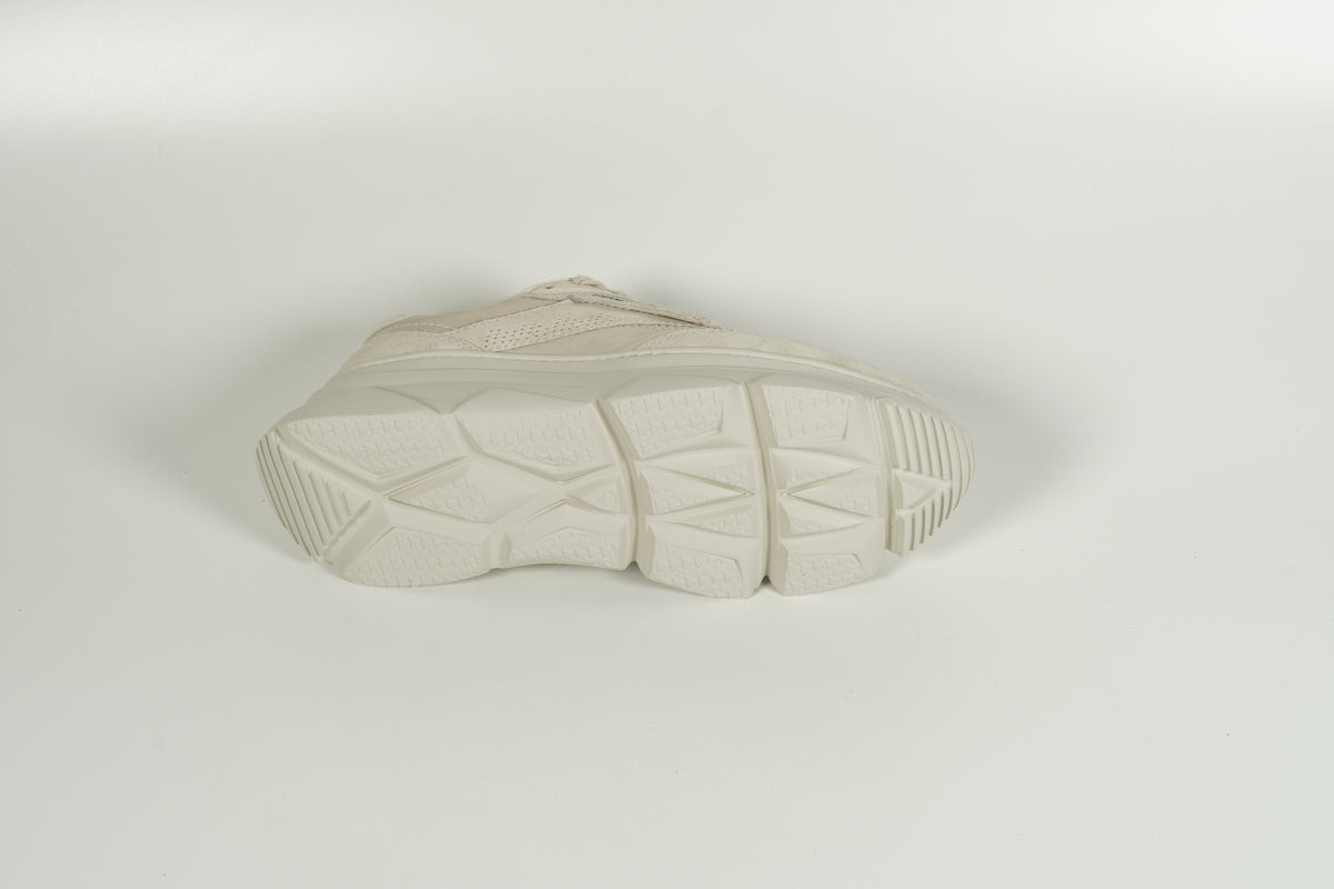 Baskets beiges