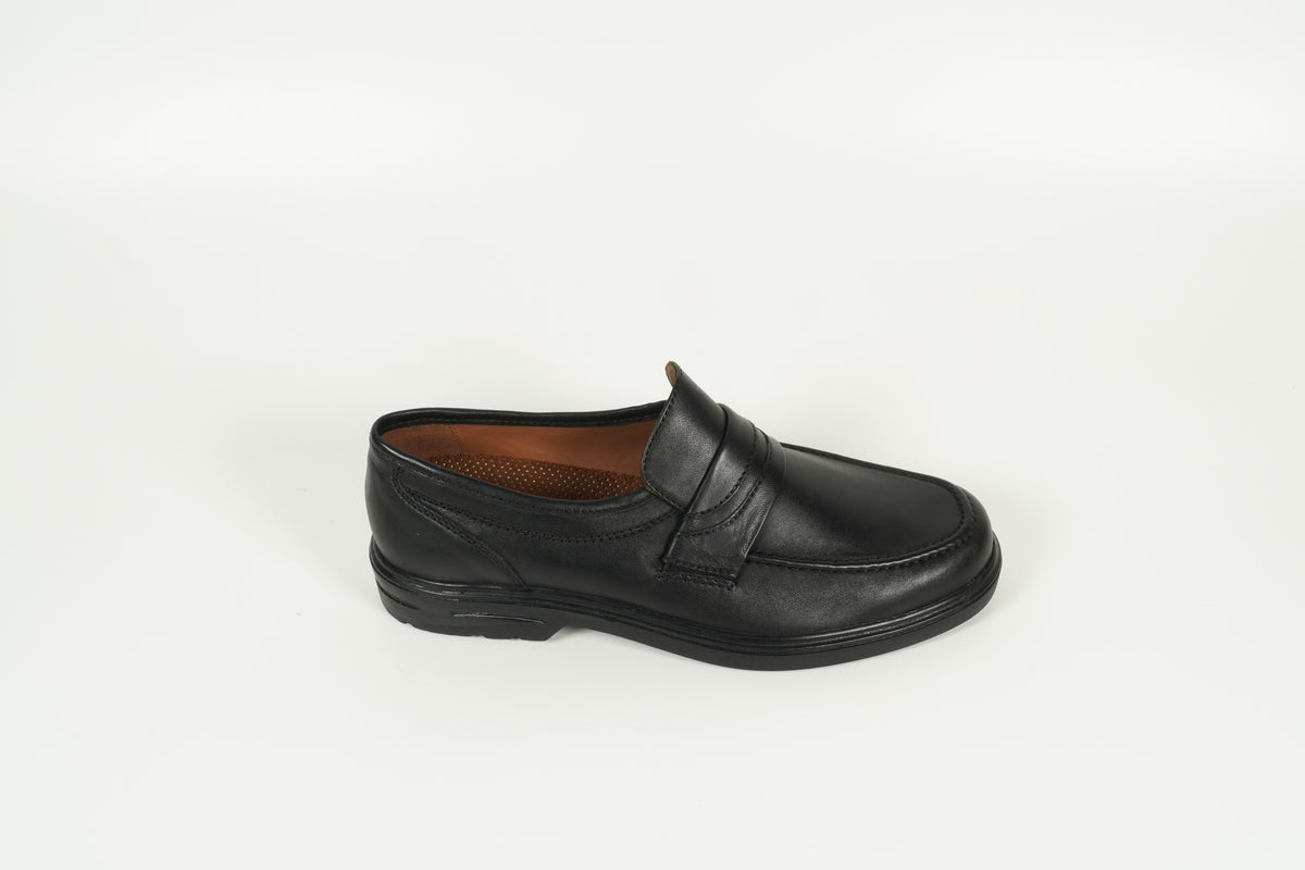 Moccasin Black