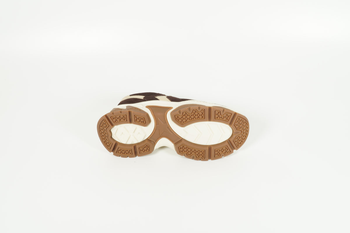 Baskets marron
