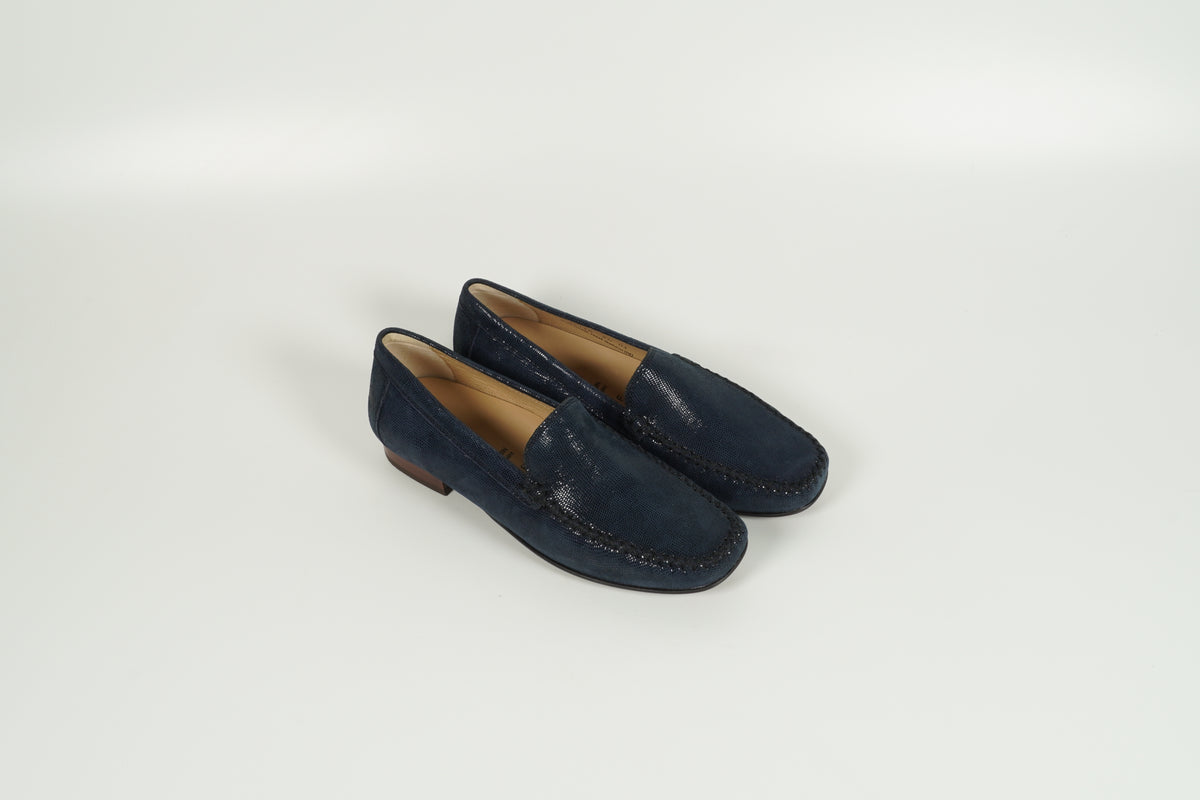 Moccasin Blue