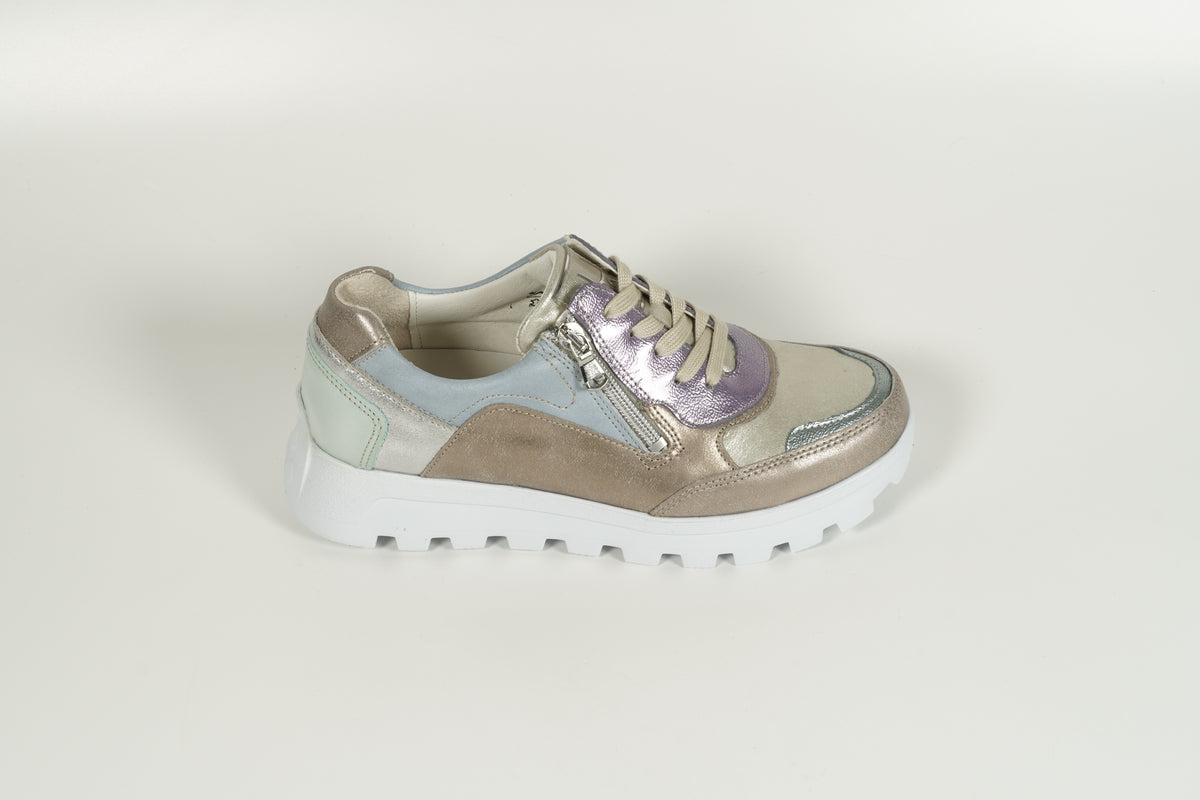 Sneaker Grau