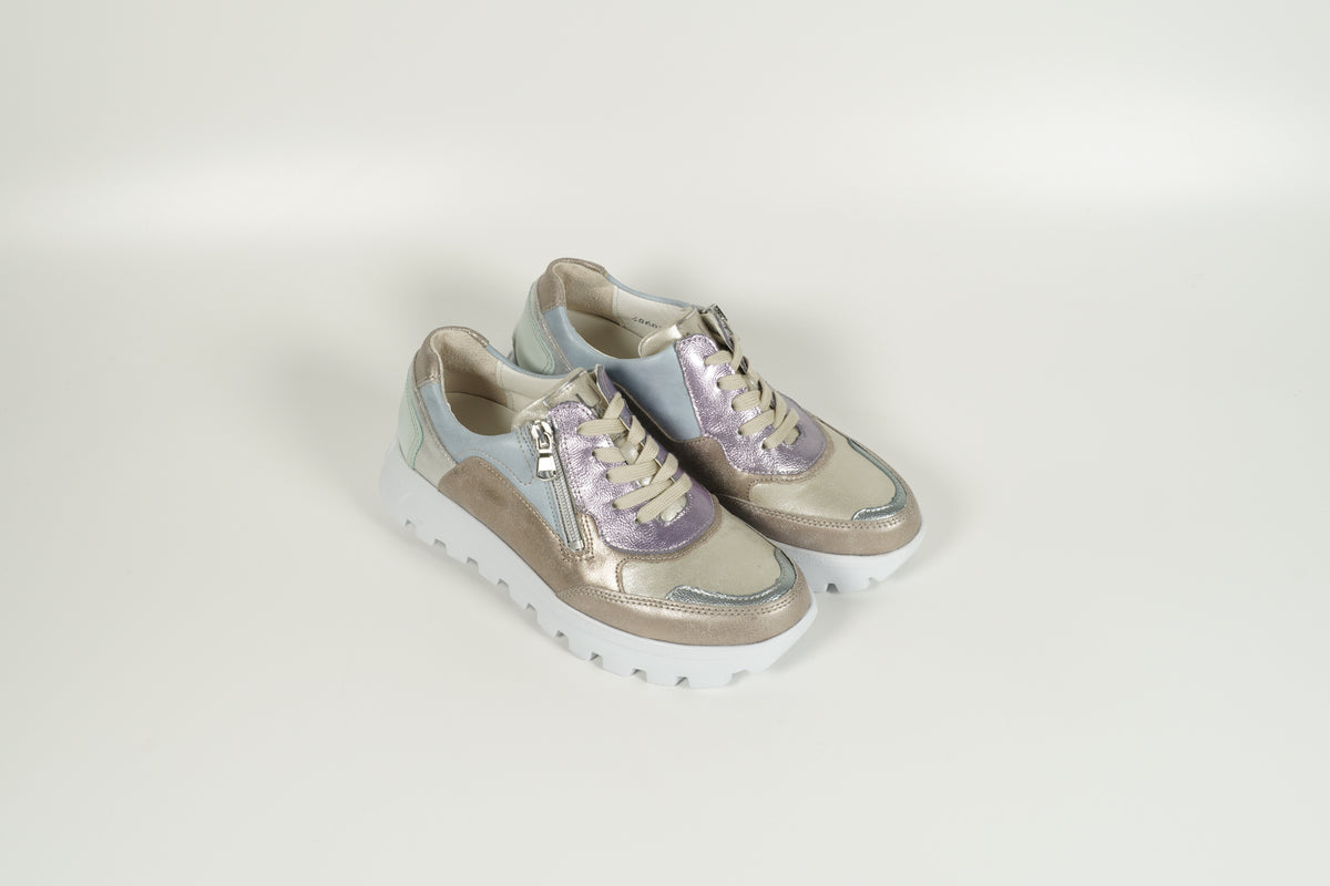Sneaker Grau