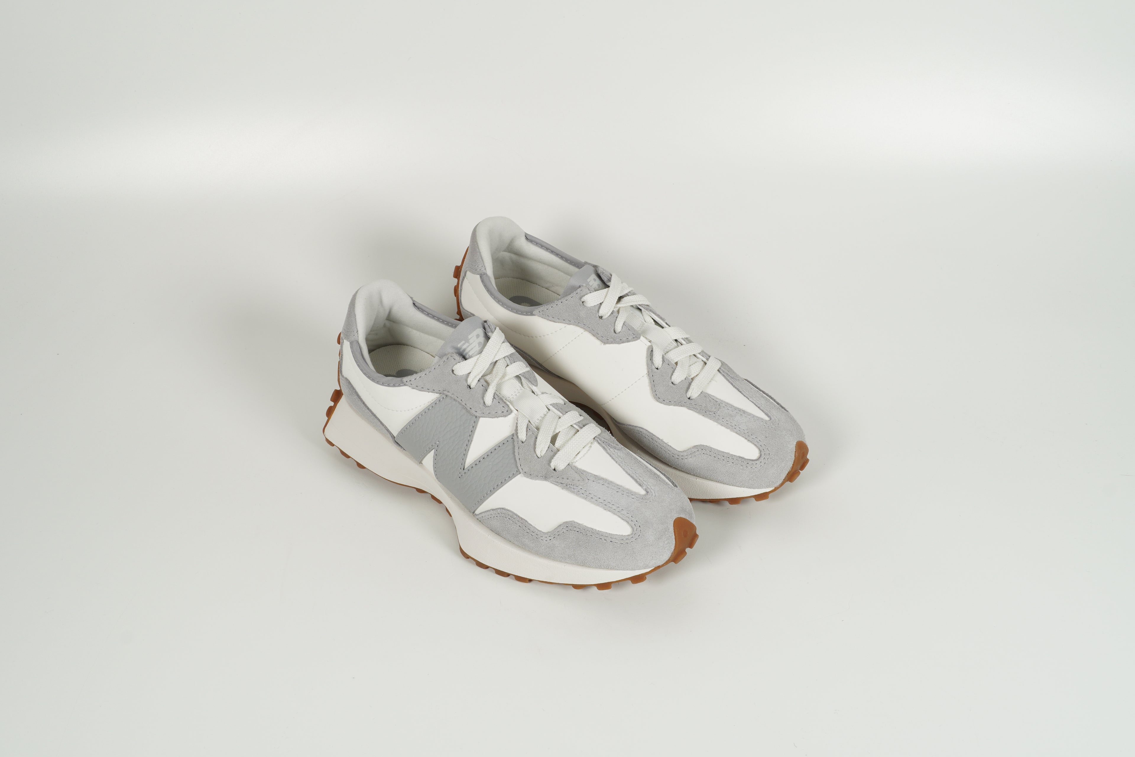 Sneaker 327 Grau