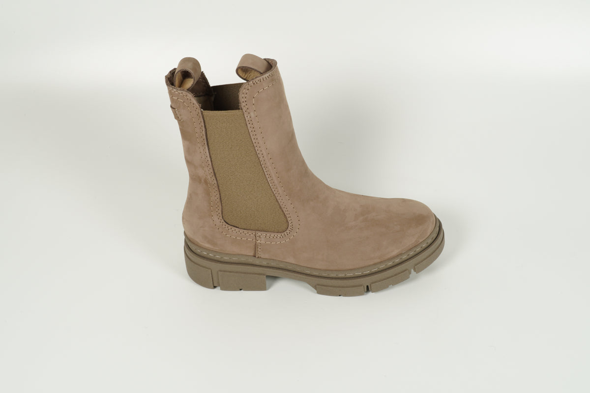 Beige Chelsea