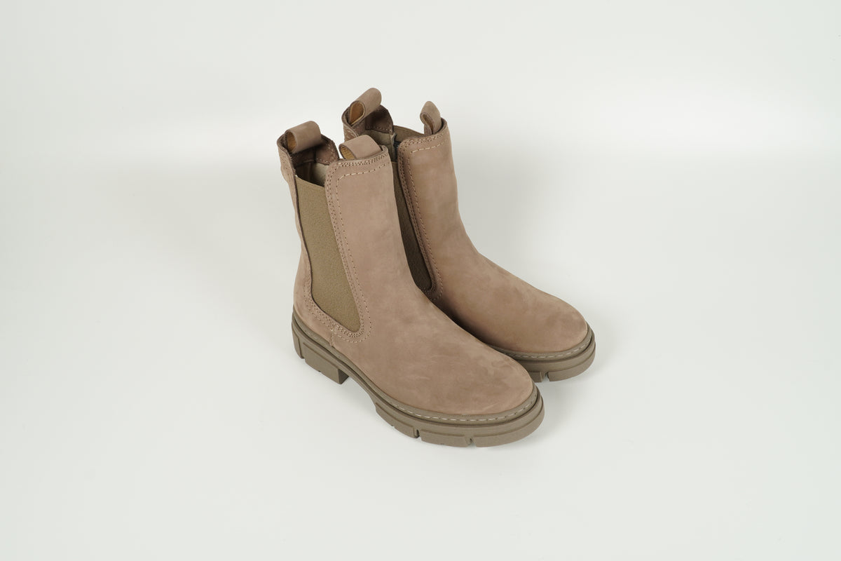Beige Chelsea