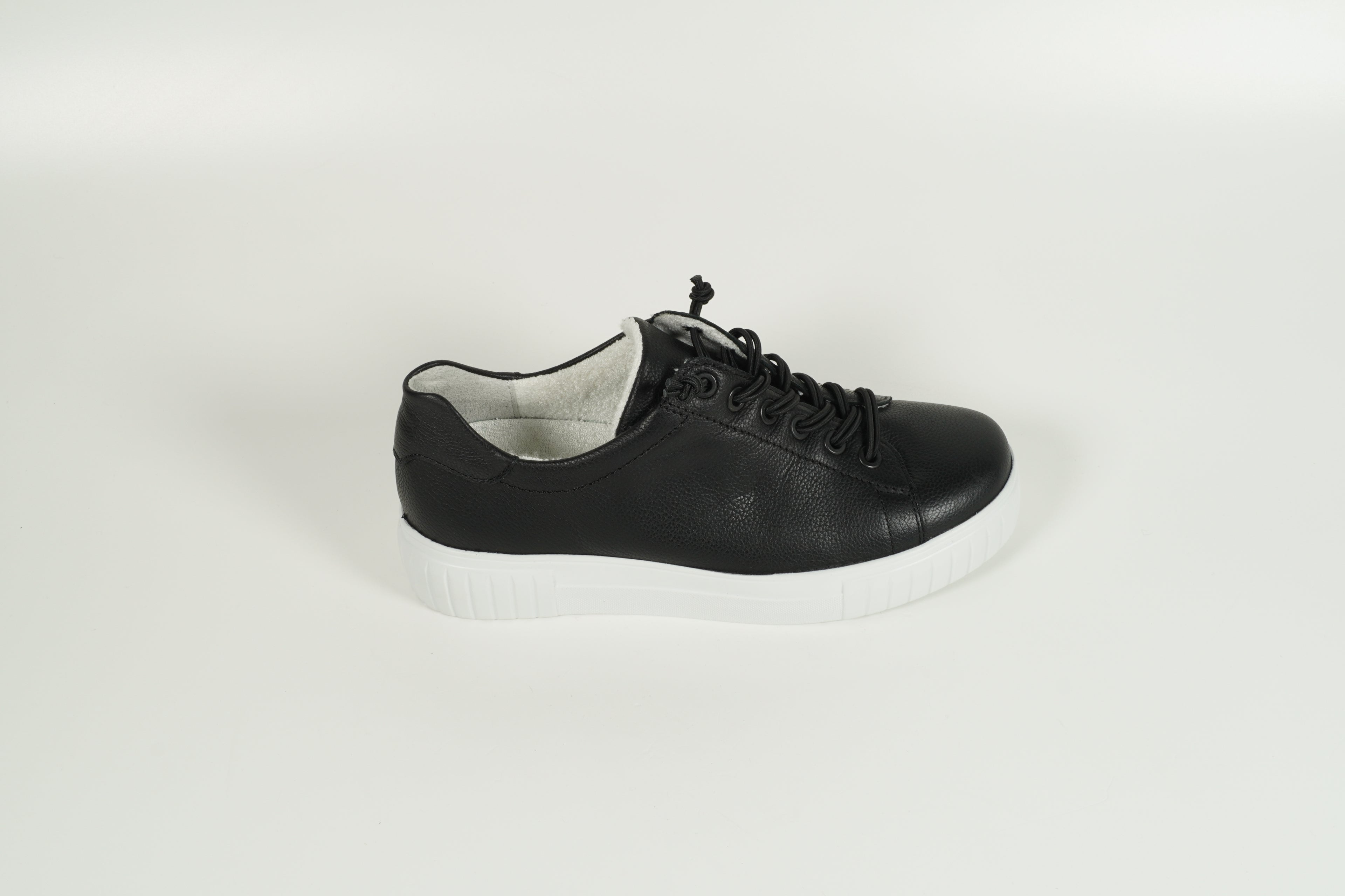 Sneaker Schwarz