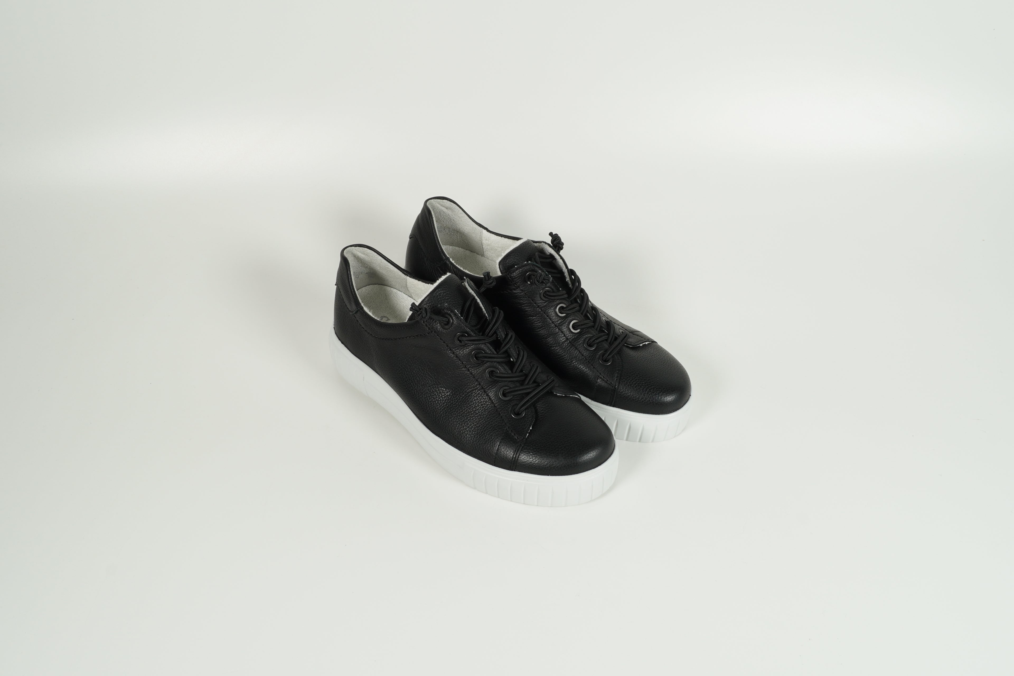 Sneaker Schwarz