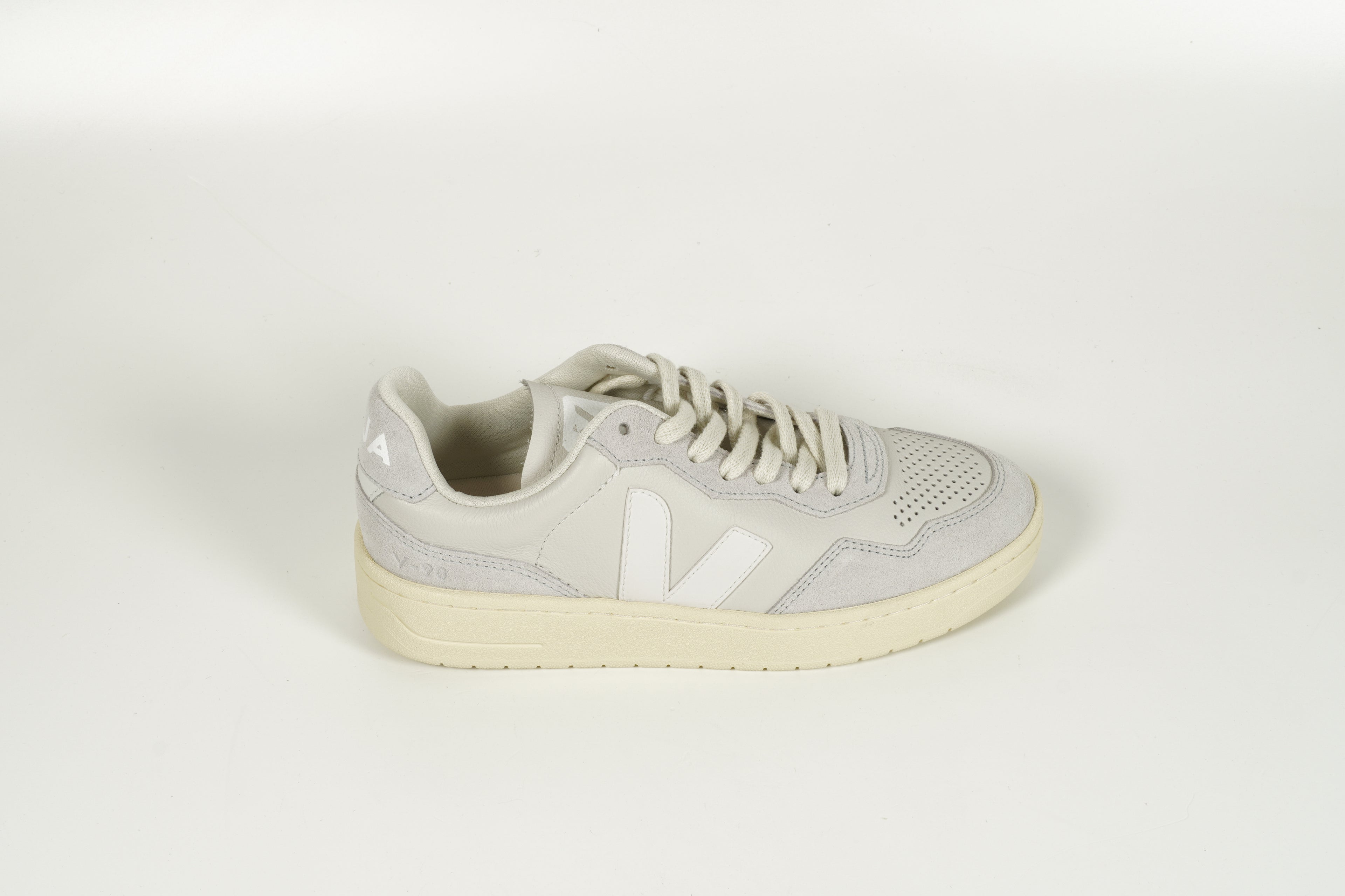 Sneaker Grau