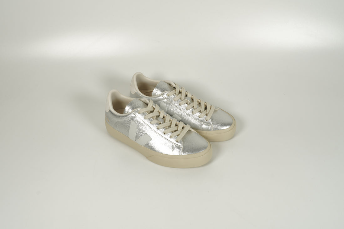Sneaker Silber