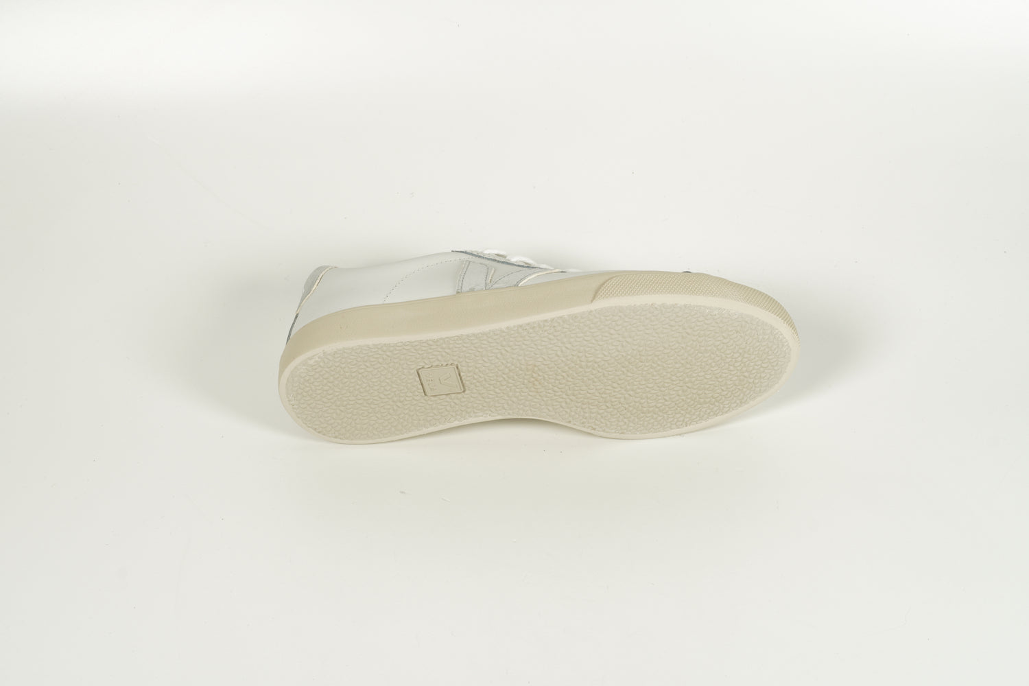 Sneaker Silber