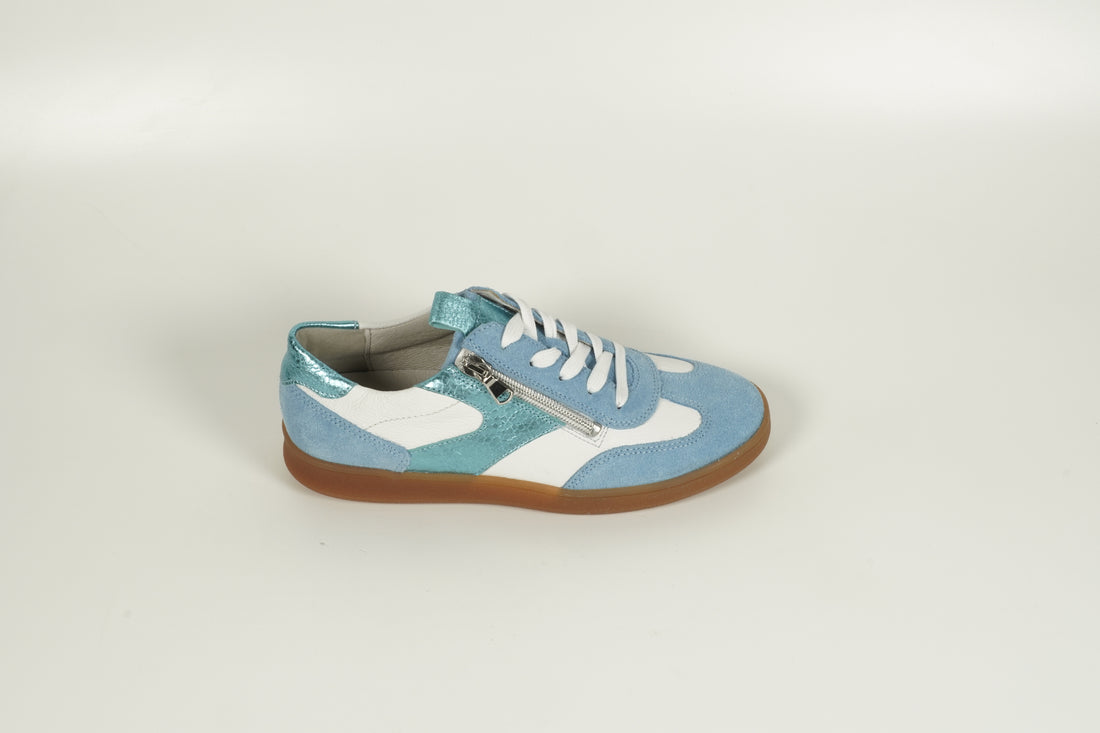 Sneaker Blau