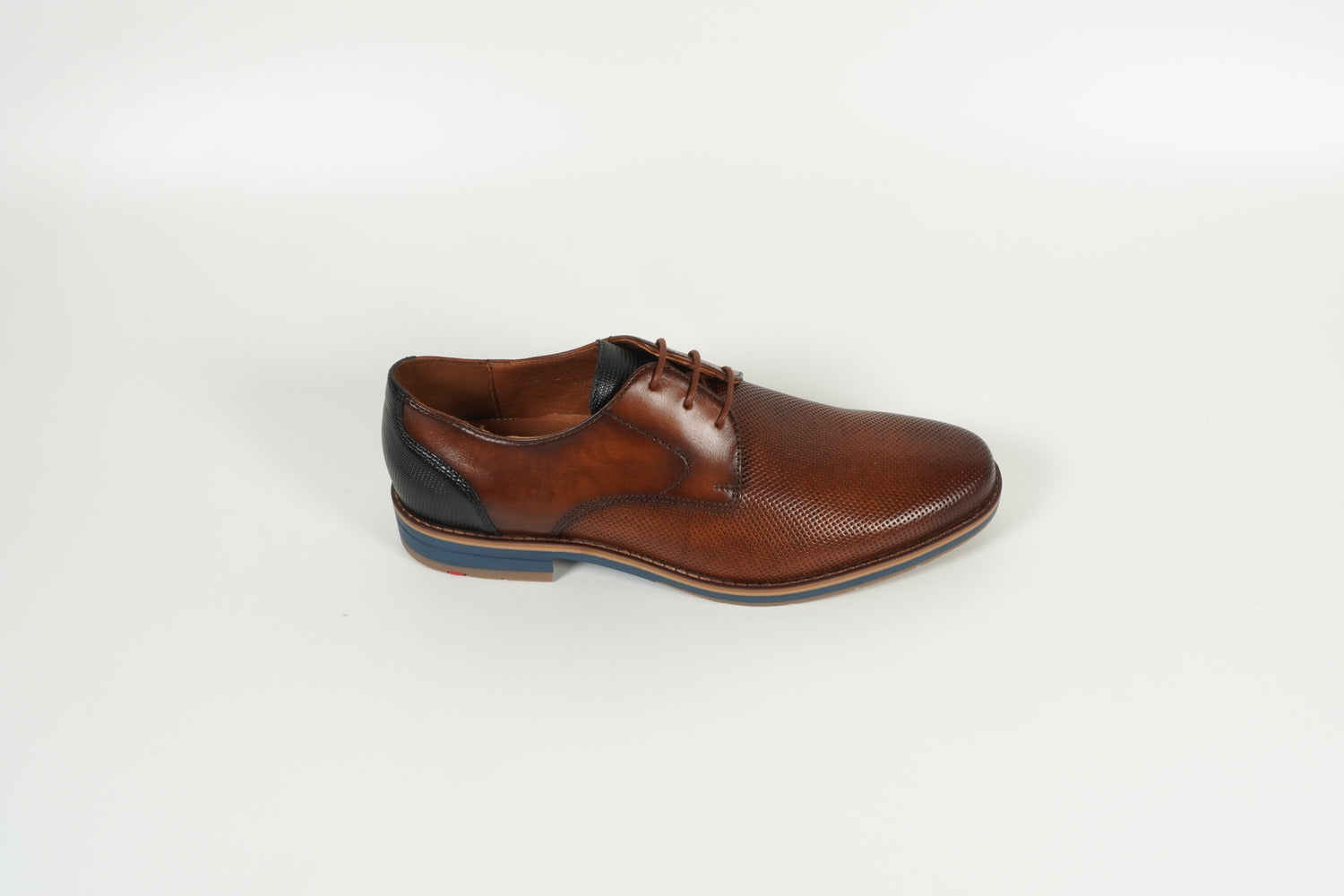 Lace-up Shoe Brown