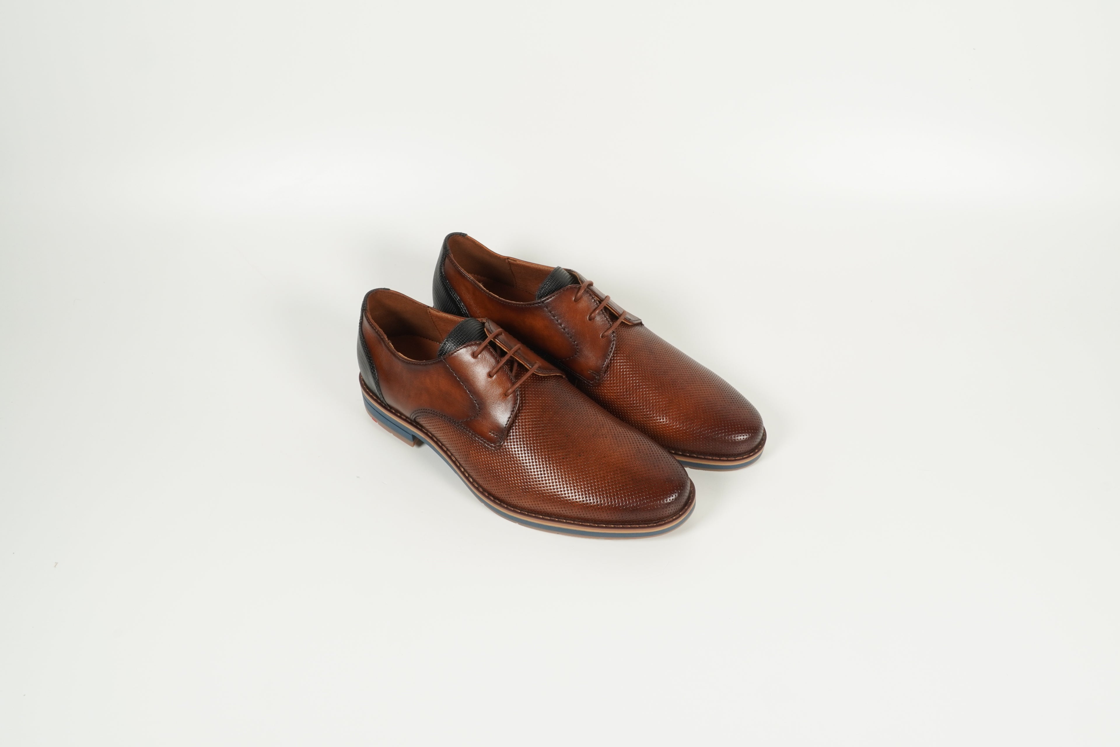 Lace-up Shoe Brown