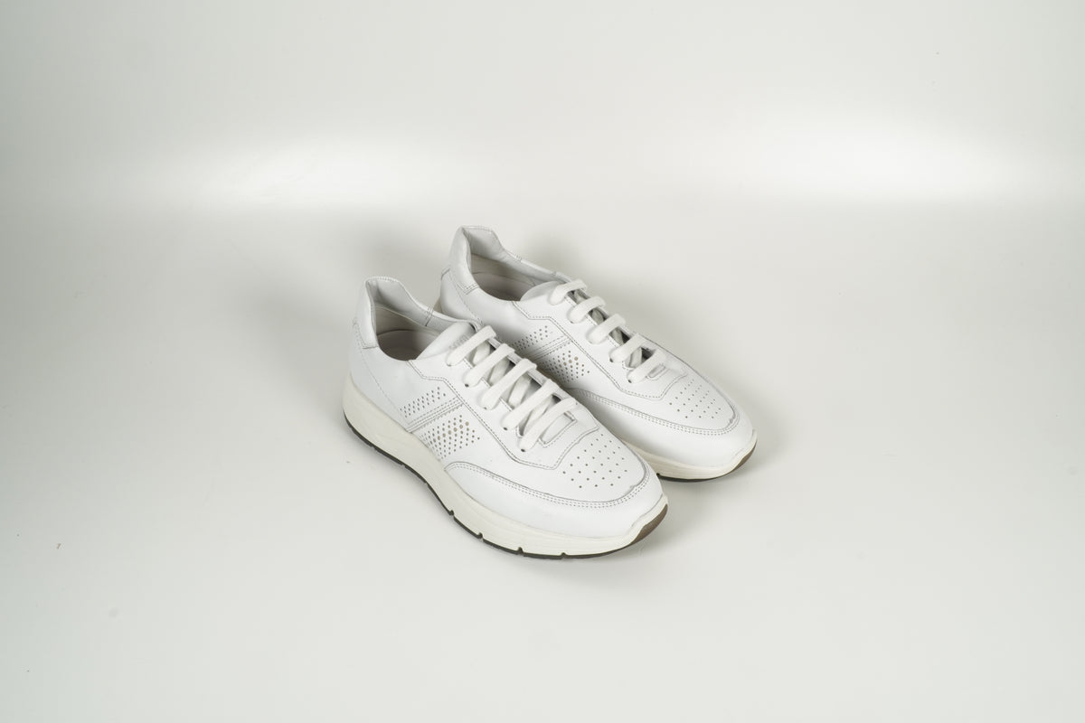 Sneaker White
