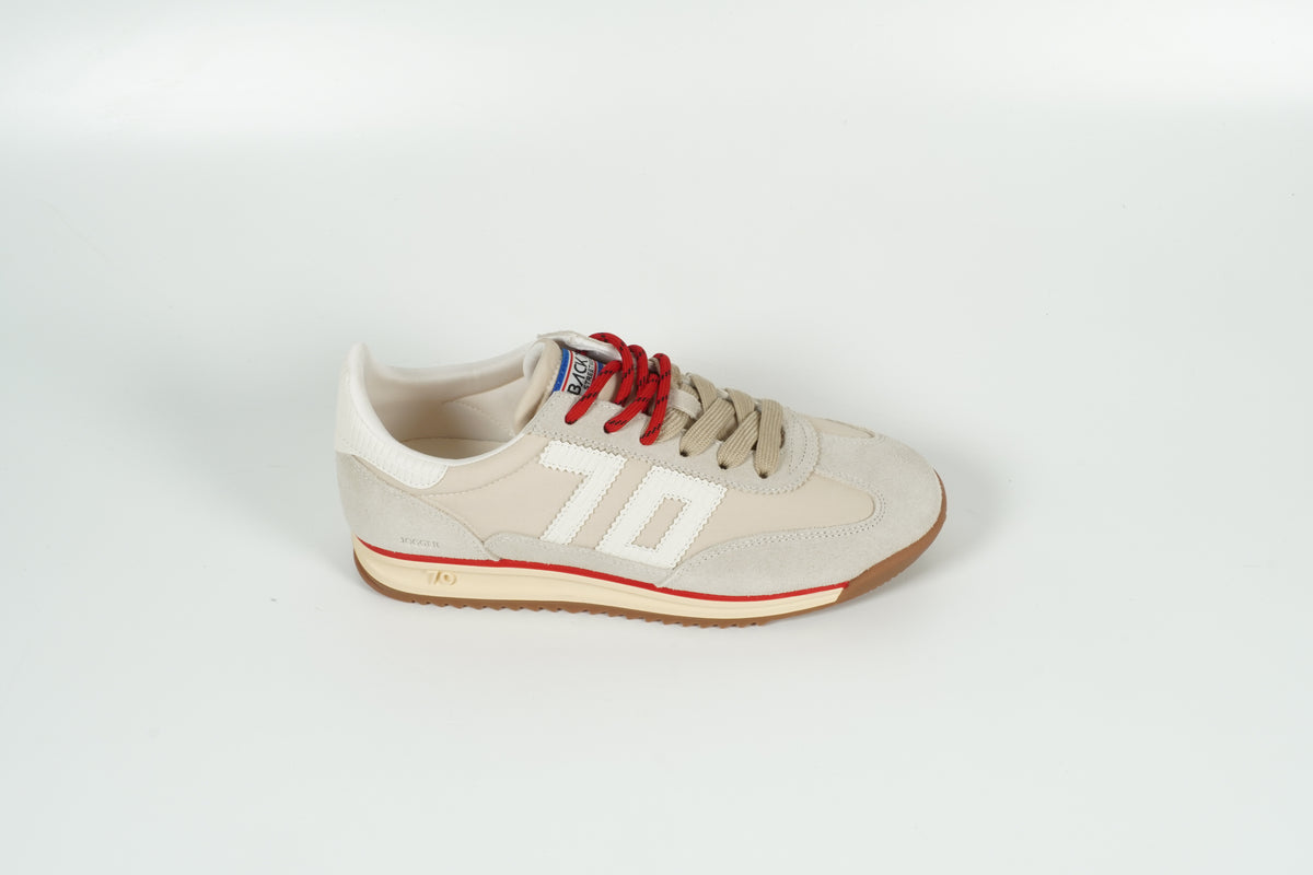 Sneaker Sand