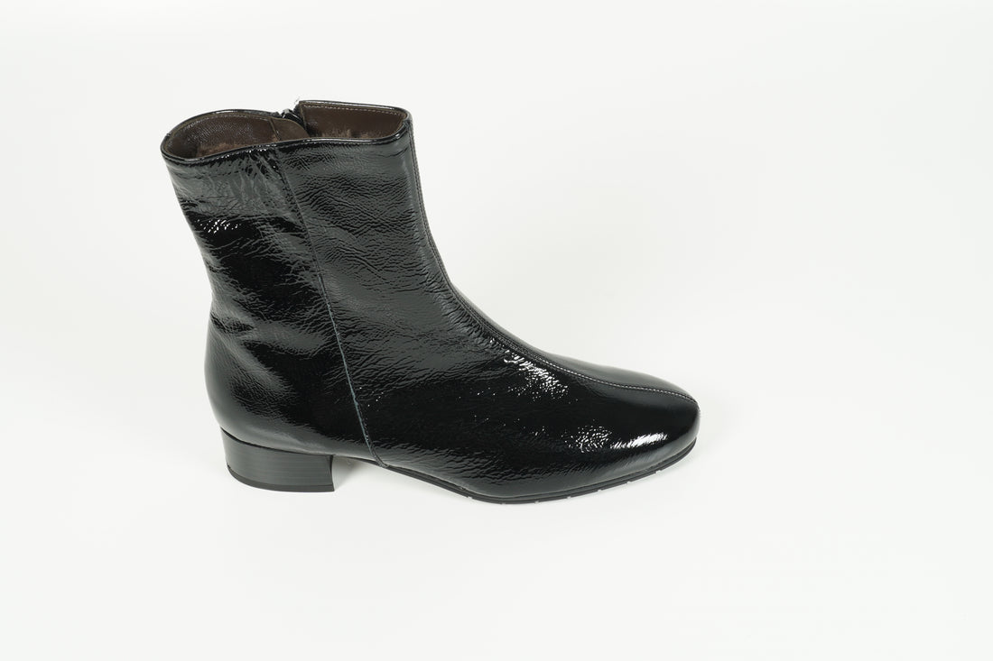 Stiefelette gefüttert Schwarz