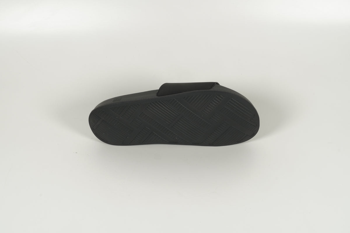 Pantolette Schwarz
