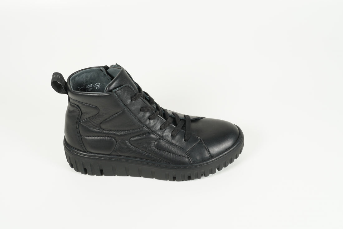 Sneaker Schwarz
