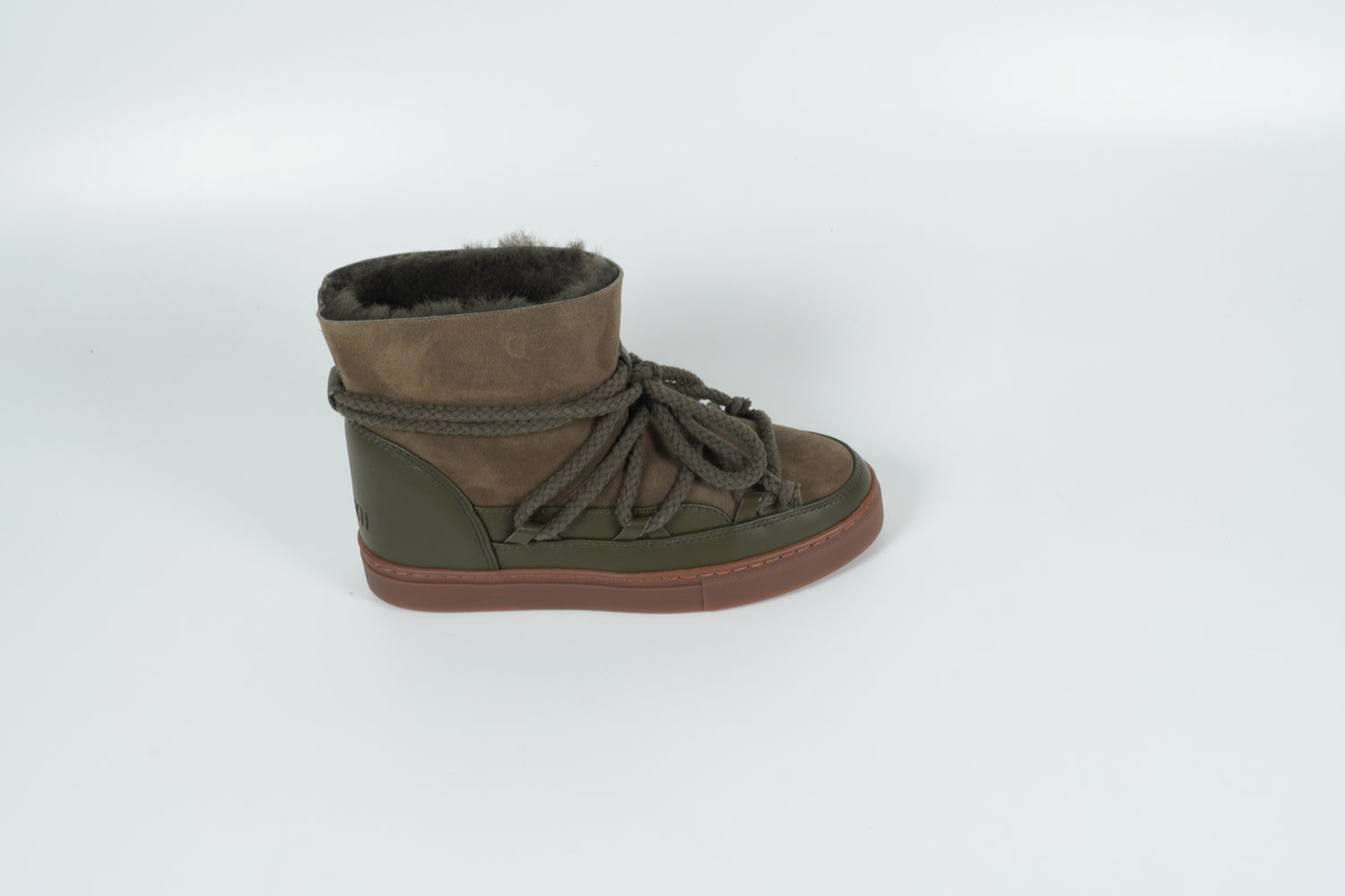 1001.003.0122.357-037 olive