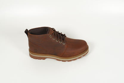 Boot Braun