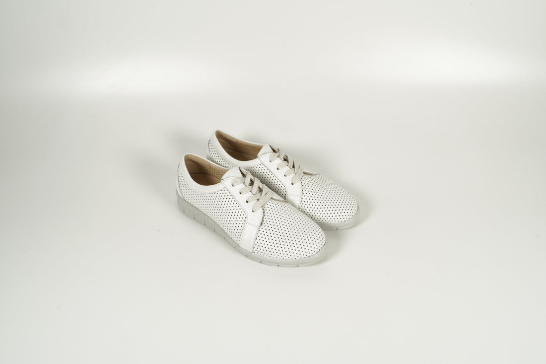 Sneaker White