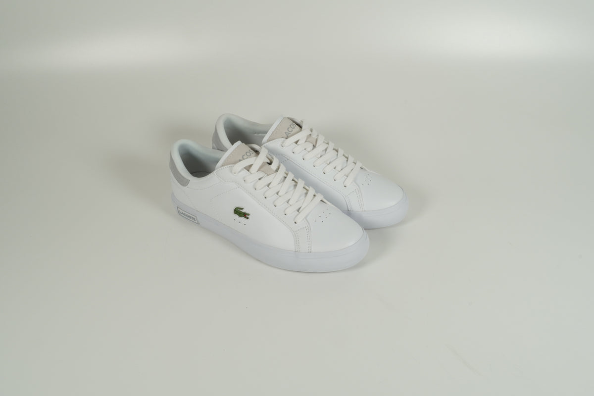 Sneaker White