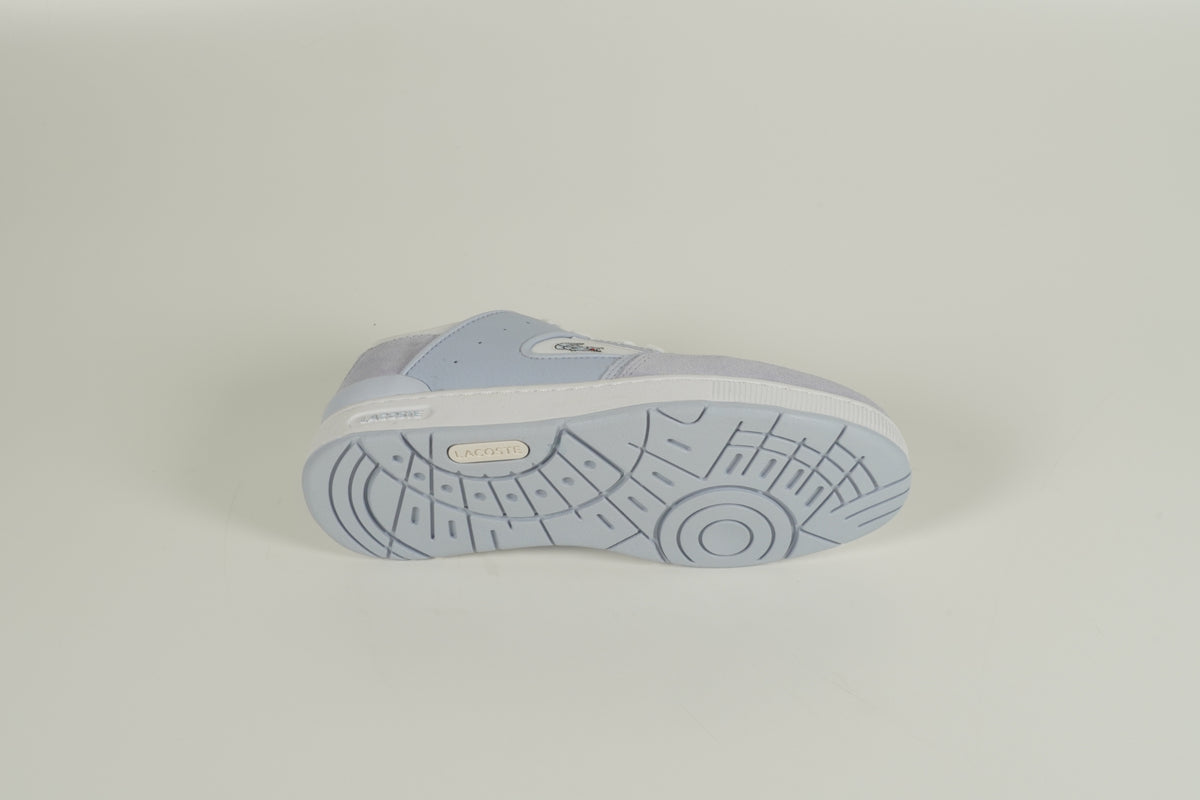 Baskets bleues