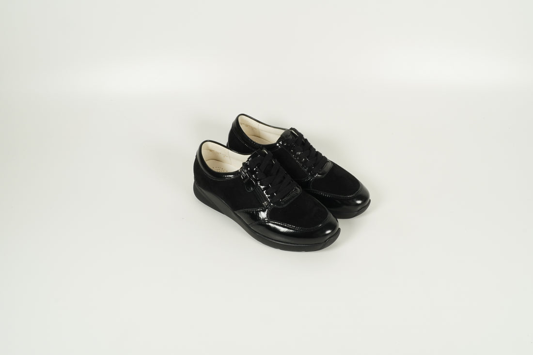 Sneaker Schwarz