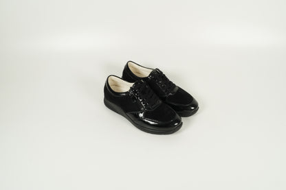 Sneaker Schwarz