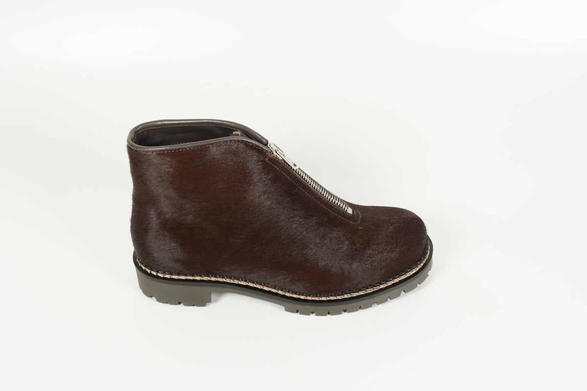 Boot Braun