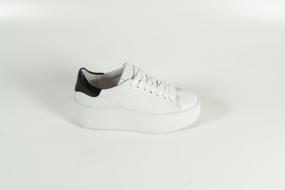 Sneaker Weiss Plateau