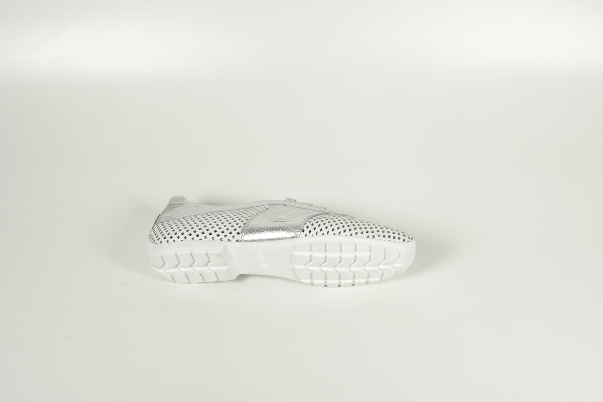 Schnürschuh Silber