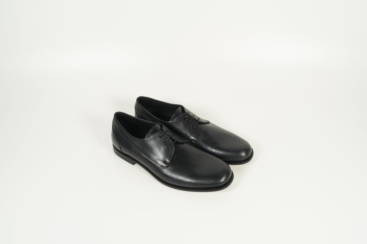 Schnürschuh Schwarz