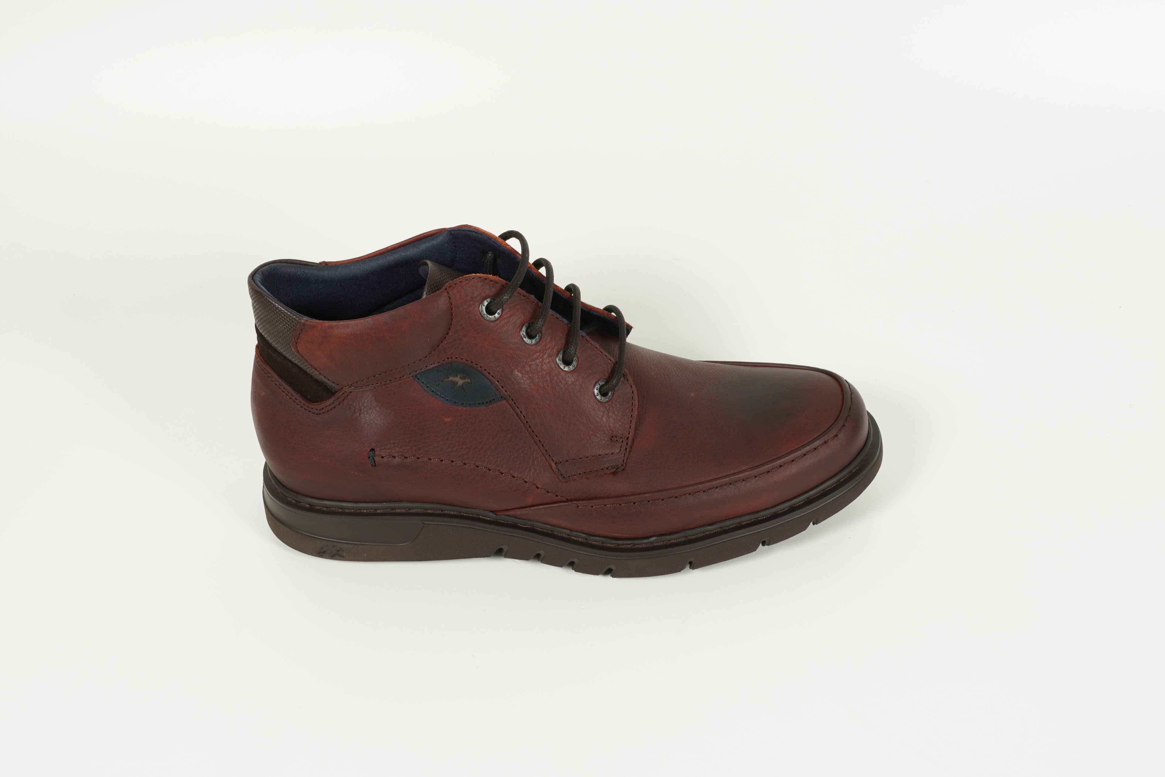 Schnürschuh Braun