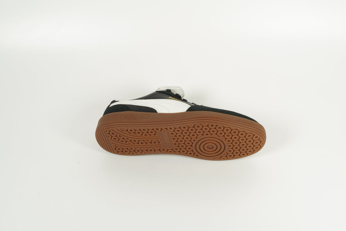 Baskets noires